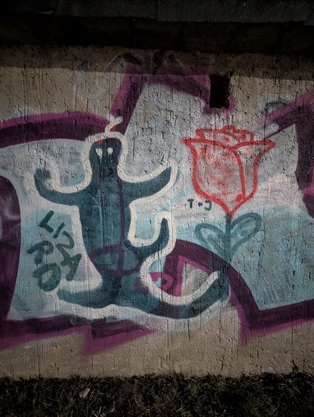 Graffiti-Wand am Bahnhof Taucha